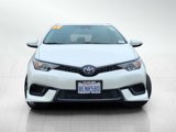 Used 2018 Toyota Corolla iM image 2