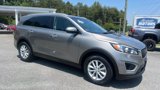 Used 2018 Kia Sorento LX image 3
