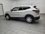Used 2020 Nissan Rogue Sport S image 3