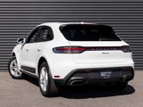 Certified 2023 Porsche Macan image 3