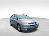 Used 2004 Toyota Sienna XLE image 1