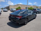 Used 2023 Hyundai Elantra SEL image 4