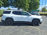 Used 2022 GMC Acadia SLE w/ Elevation Edition image 3