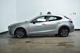 Used 2018 MAZDA MAZDA3 Touring image 4