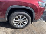Used 2019 Jeep Cherokee Latitude w/ Popular Appearance Group image 4