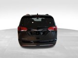 Used 2020 Chrysler Pacifica Touring-L image 3
