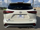 Used 2021 Toyota Highlander XSE image 4