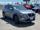 Used 2023 Nissan Rogue SV image 3