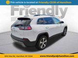 Used 2022 Jeep Cherokee Limited w/ Mopar Interior Package image 5