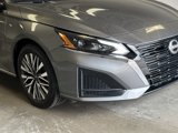 Used 2024 Nissan Altima 2.5 SV image 3