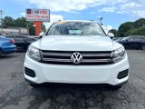 Used 2016 Volkswagen Tiguan S image 2