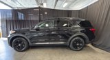 Used 2022 Ford Explorer XLT w/ Equipment Group 202A image 2