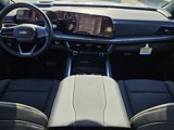 New 2025 Chevrolet Suburban Premier image 6