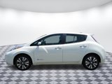 Used 2015 Nissan Leaf SL w/ Premium Package image 4