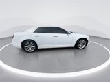 Used 2018 Chrysler 300 Limited image 5
