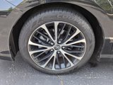 Used 2018 Toyota Camry SE image 5