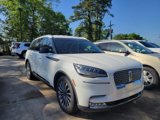 Used 2020 Lincoln Aviator Reserve w/ Elements Package Plus image 2