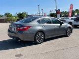Used 2017 Nissan Altima 2.5 SV image 3