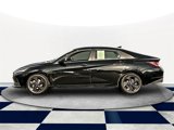 Certified 2022 Hyundai Elantra SEL w/ Convenience Package image 3