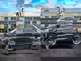 Used 2024 Cadillac XT4 Premium Luxury image 2