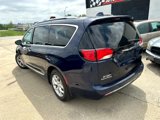Used 2017 Chrysler Pacifica Touring-L Plus w/ Tire & Wheel Group image 4
