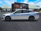 Used 2023 Nissan Altima 2.5 SR w/ SR Premium Package image 4