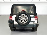 Used 2014 Jeep Wrangler Unlimited Rubicon w/ Connectivity Group image 5