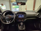 Used 2022 Kia Soul LX image 3