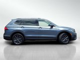 Used 2022 Volkswagen Tiguan SE image 3
