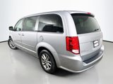 Used 2015 Dodge Grand Caravan SE image 5