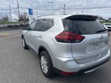 Used 2018 Nissan Rogue SV image 5