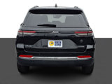 Used 2022 Jeep Grand Cherokee Laredo w/ Luxury Tech Group I image 5