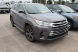 Used 2019 Toyota Highlander LE image 2