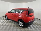 Used 2022 Kia Soul LX w/ Technology Package image 5