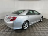 Used 2012 Toyota Camry SE image 3