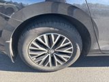 Used 2019 Volkswagen Jetta SEL image 3