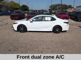 Used 2024 Toyota Camry SE image 3
