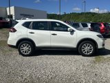 Used 2018 Nissan Rogue S image 3