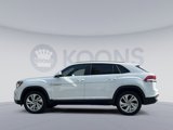 Used 2020 Volkswagen Atlas Cross Sport SE w/ Panoramic Sunroof Package image 2