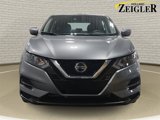 Used 2022 Nissan Rogue Sport S image 2