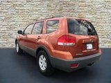 Used 2009 Kia Borrego LX w/ Convenience Pkg image 3