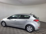 Used 2017 Kia Forte LX image 3