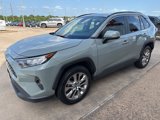 Used 2020 Toyota RAV4 XLE Premium image 3