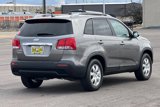 Used 2012 Kia Sorento LX w/ Convenience Pkg image 5