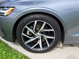 Used 2019 Volvo S60 T5 Momentum w/ Multimedia Package image 3