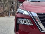 Used 2021 Nissan Rogue Platinum image 3