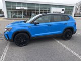 Certified 2024 Volkswagen Taos SE image 4