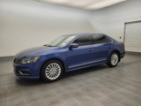 Used 2017 Volkswagen Passat 1.8T SE image 2