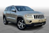 Used 2011 Jeep Grand Cherokee Limited w/ Luxury Group II image 2