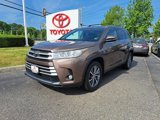 Used 2019 Toyota Highlander XLE image 2